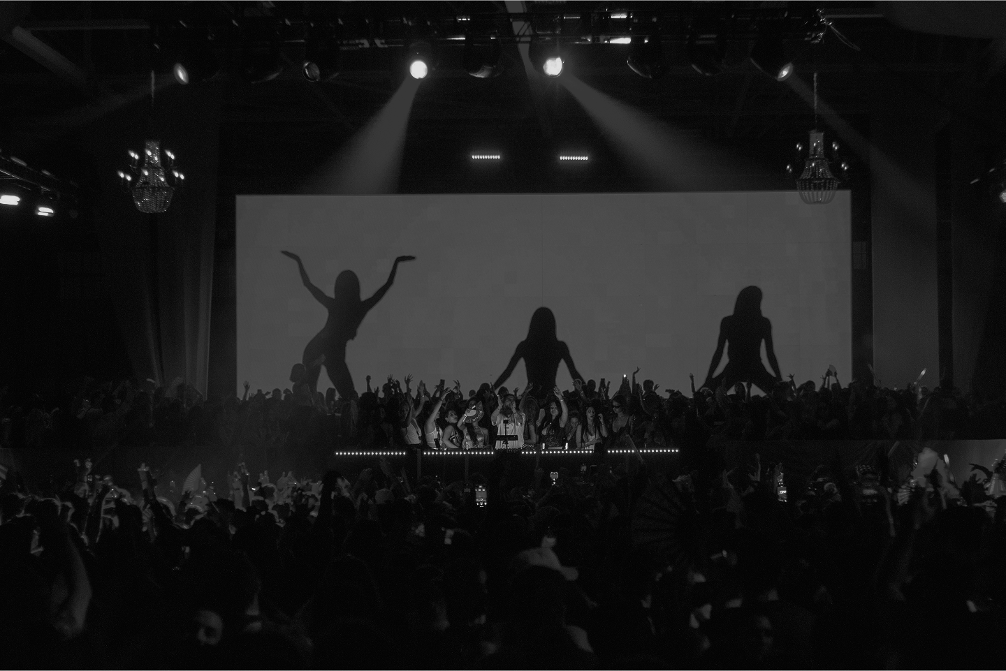 How Curated Events Are Changing the Nightlife Experience